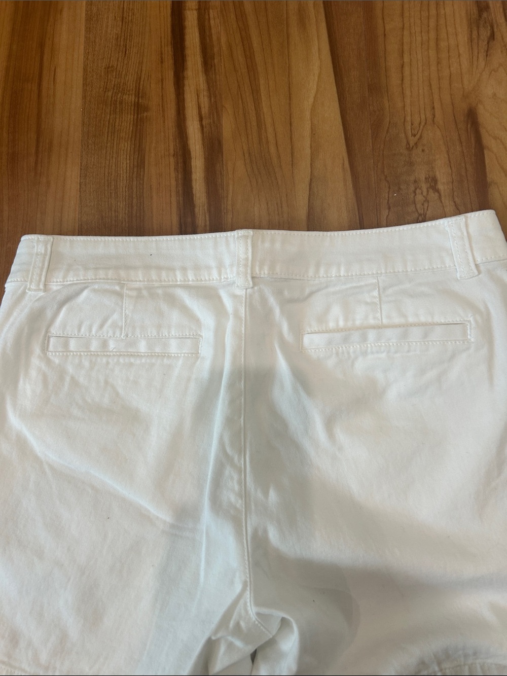 a.n.a White Women's Cotton Chino Shorts - Picture 5 of 5